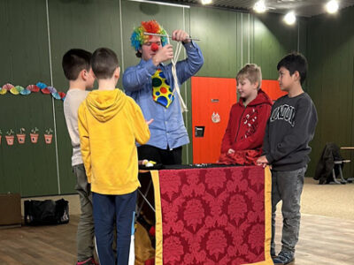 Magic Max verzaubert unsere Schule